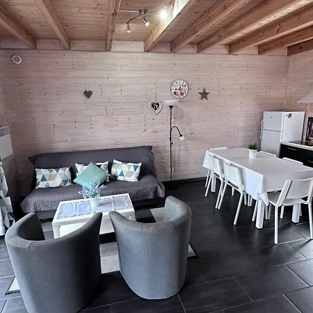 Kalipso Lodge *