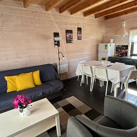 Kalipso Lodge *