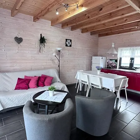 펜션 Kalipso 사르비노보